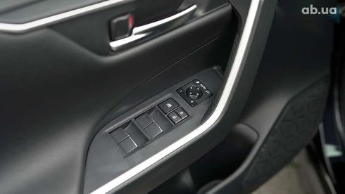 Toyota RAV4 2018 - фото 14