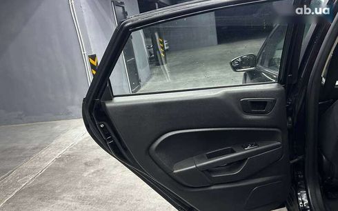 Ford Fiesta 2018 - фото 21