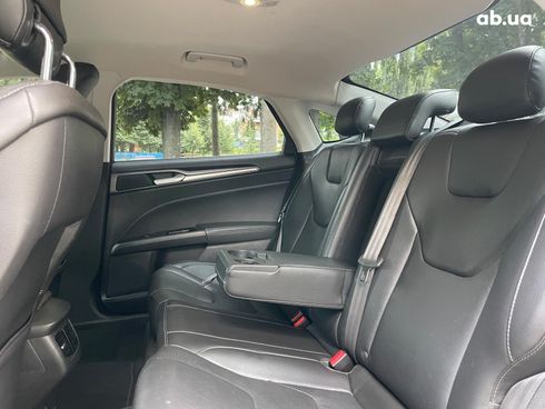 Ford Fusion 2014 белый - фото 21