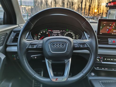 Audi Q5 2017 серый - фото 17