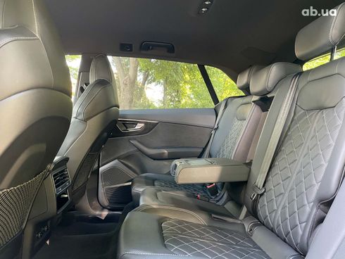 Audi Q8 2021 синий - фото 37