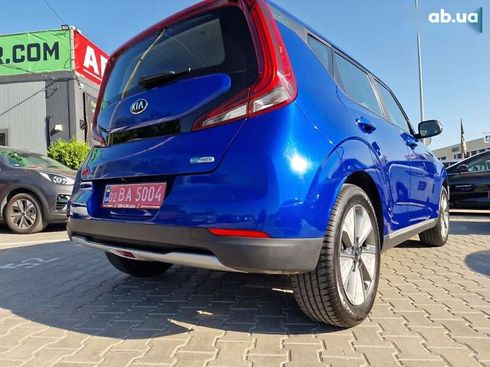 Kia Soul EV 2021 - фото 12