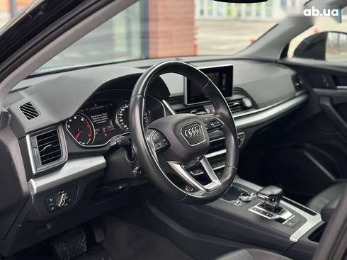 Audi Q5 2018 - фото 18