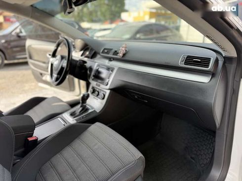 Volkswagen Passat CC 2010 - фото 19