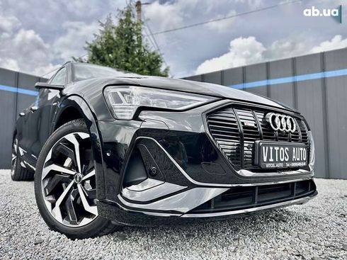 Audi E-Tron 2021 - фото 2