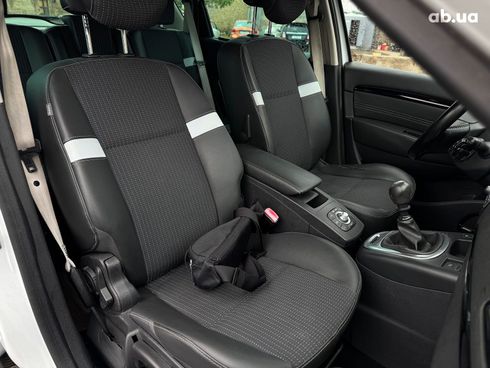 Renault Scenic 2011 белый - фото 46