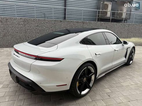 Porsche Taycan 2020 - фото 10