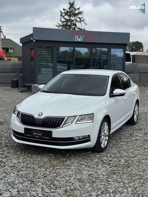 Skoda Octavia 2017 - фото 3