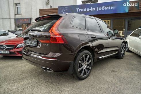 Volvo XC60 2018 - фото 15