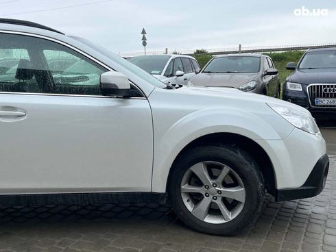 Subaru Outback 2014 белый - фото 4