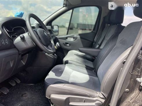 Renault Trafic 2019 - фото 12