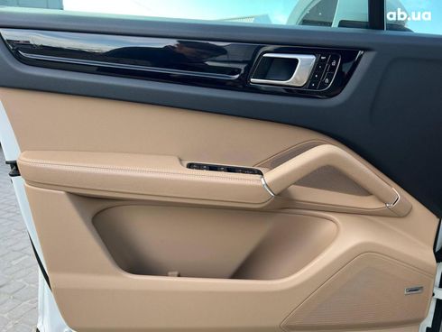 Porsche Cayenne 2021 белый - фото 15