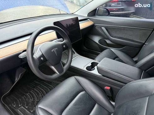 Tesla Model 3 2021 - фото 10