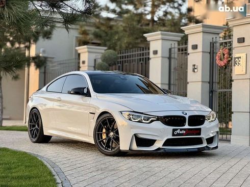 BMW M4 2018 - фото 12