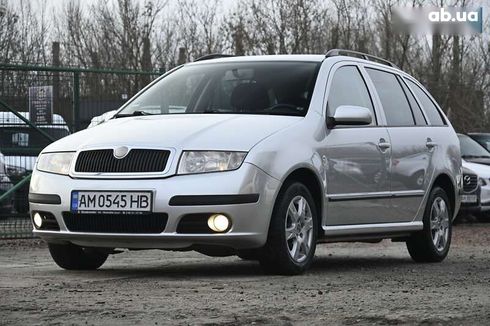 Skoda Fabia 2007 - фото 5
