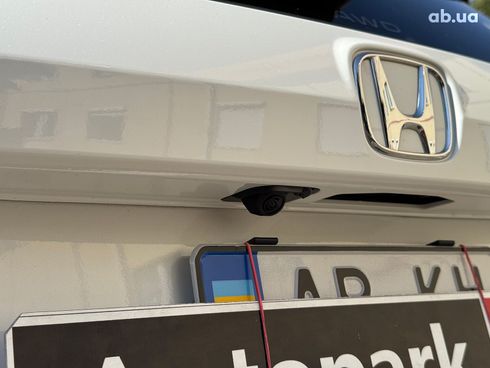Honda CR-V 2023 белый - фото 12