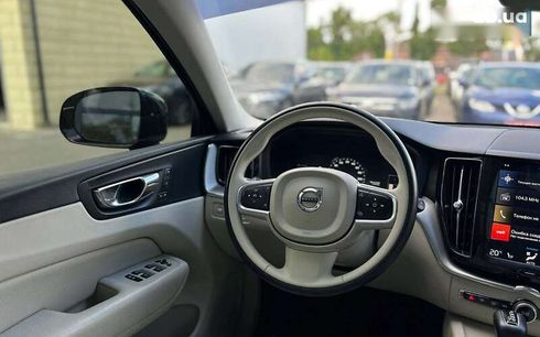 Volvo XC60 2018 - фото 13