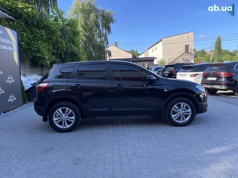 Nissan Qashqai 2011 - фото 11