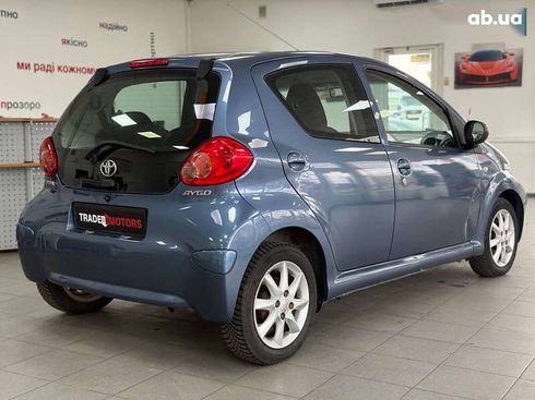 Toyota Aygo 2008 - фото 8