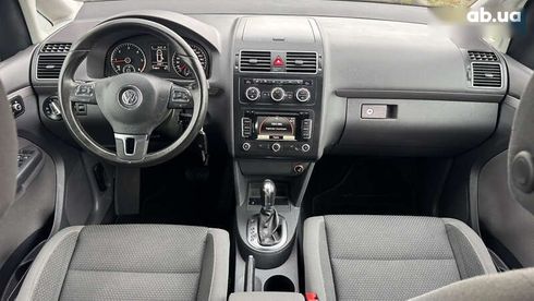 Volkswagen Touran 2013 - фото 26