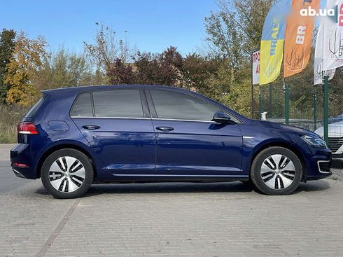 Volkswagen e-Golf 2020 - фото 16