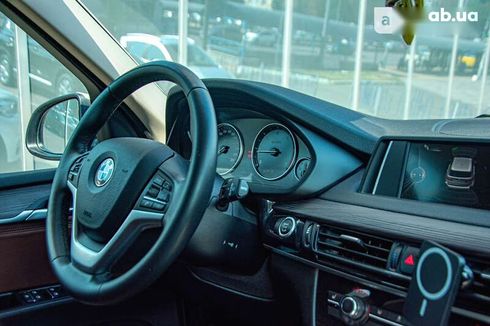 BMW X5 2016 - фото 13