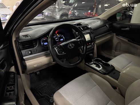 Toyota Camry 2011 черный - фото 5