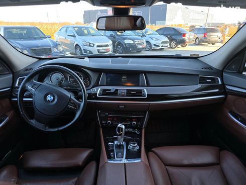 BMW 5 серия 2013 желтый - фото 19