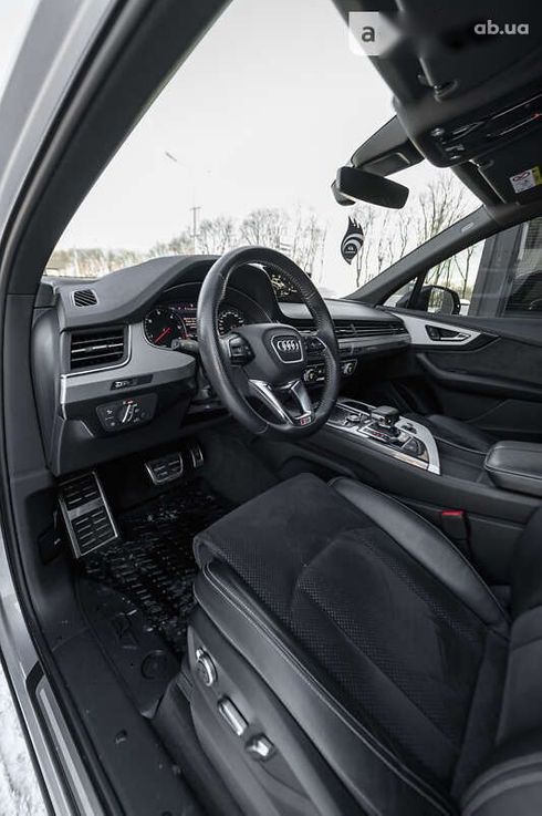 Audi Q7 2019 - фото 25