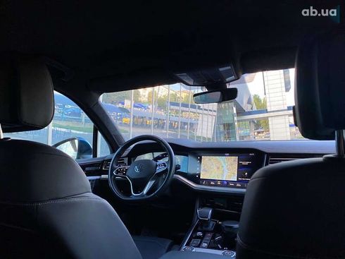 Volkswagen Touareg 2022 - фото 28