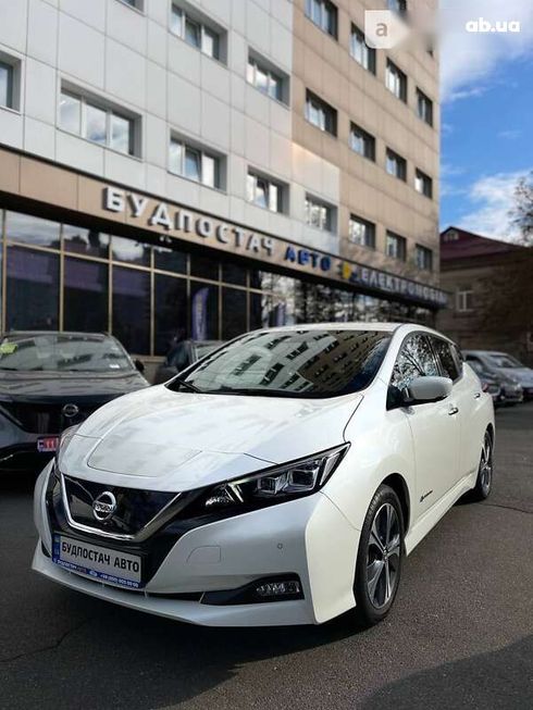 Nissan Leaf 2019 - фото 5