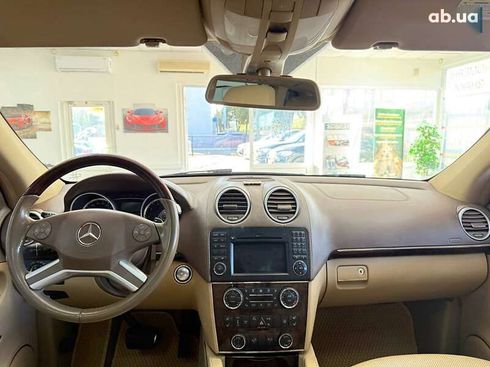 Mercedes-Benz GL-Класс 2010 - фото 29