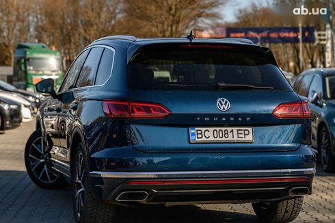 Volkswagen Touareg 2018 - фото 17