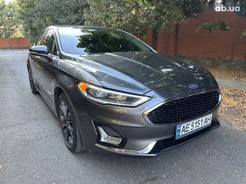 Ford Fusion 2019 - фото 9
