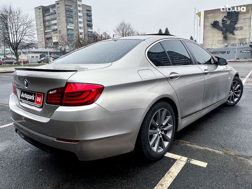 BMW 5 серия 2011 серый - фото 9