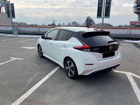 Nissan Leaf 2019 - фото 9