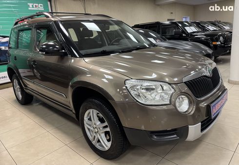 Skoda Yeti 2010 коричневый - фото 4