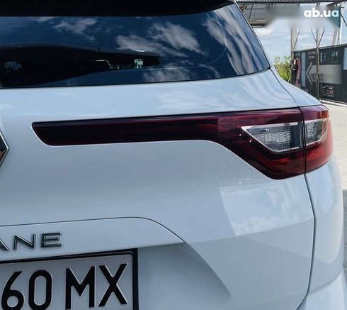 Renault Megane 2017 - фото 9