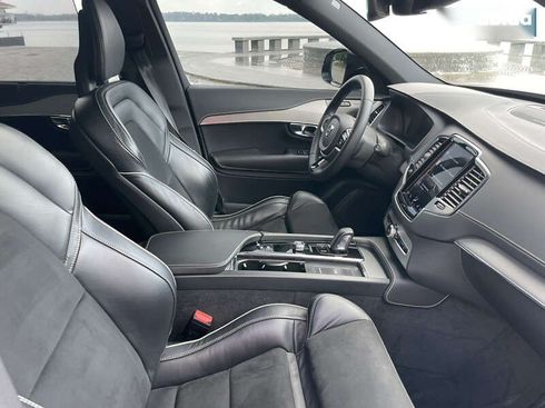 Volvo XC90 2021 - фото 27