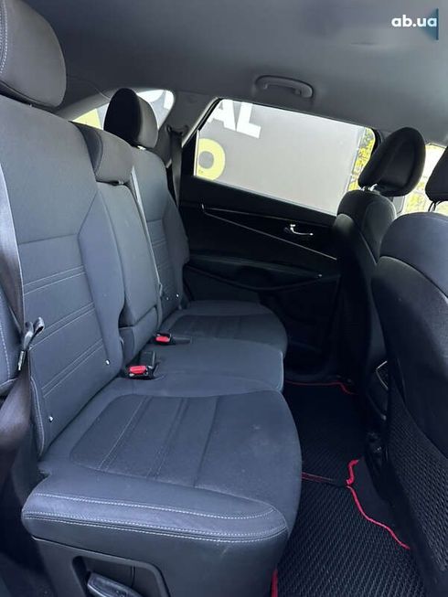 Kia Sorento 2016 - фото 15