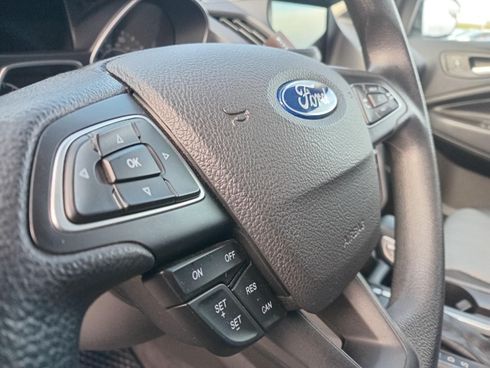 Ford Escape 2019 серый - фото 30