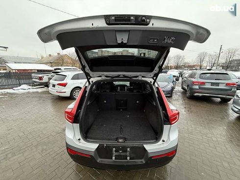 Volvo XC40 2022 - фото 7