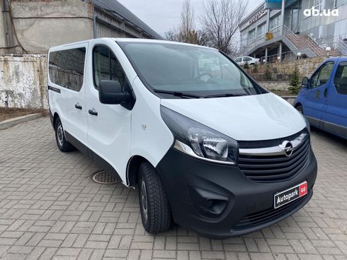 Opel Vivaro 2018 белый - фото 7