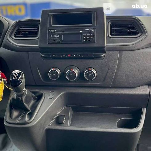 Renault Master 2019 - фото 18