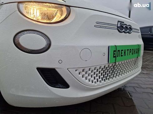 Fiat 500E 2023 - фото 12