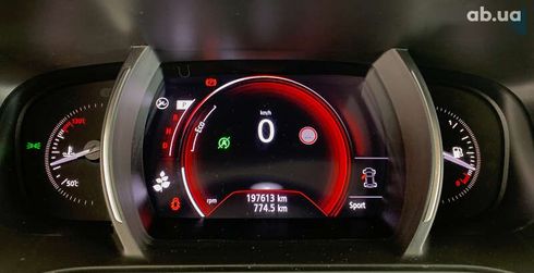 Renault Megane 2019 - фото 26