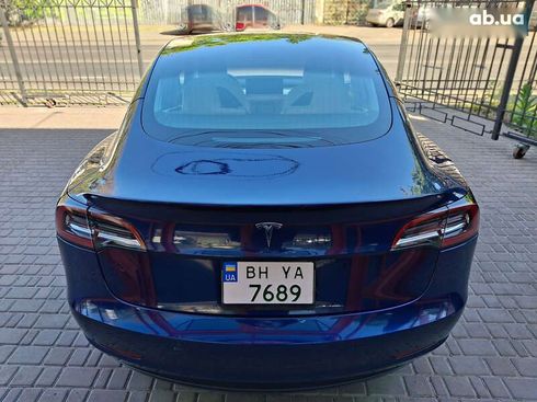 Tesla Model 3 2019 - фото 4