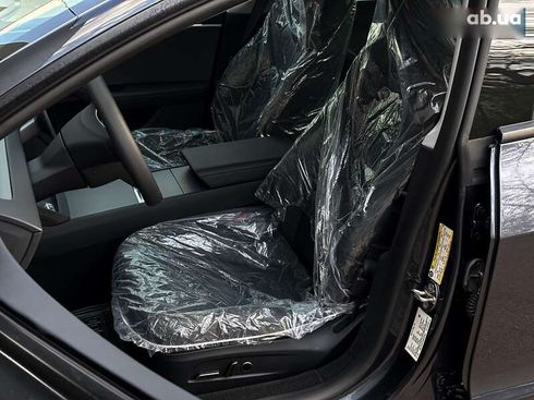 Tesla Model 3 2024 - фото 12