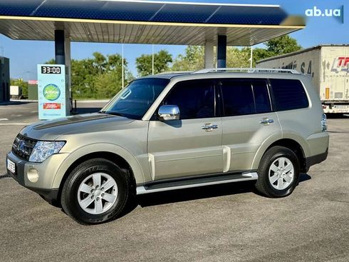 Mitsubishi Pajero 2008 - фото 29