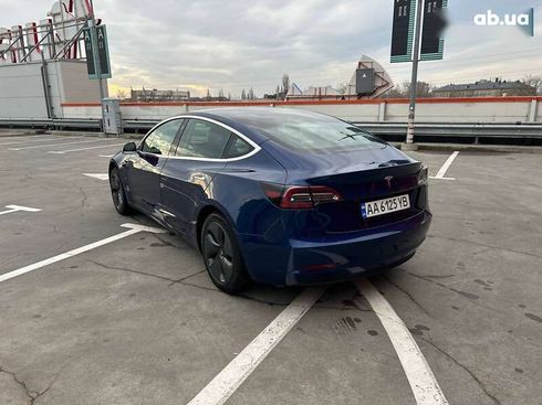 Tesla Model 3 2019 - фото 11